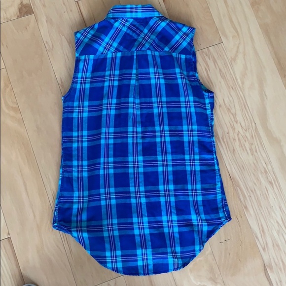 Rails plaid sleeveless button down - Picture 2 of 5